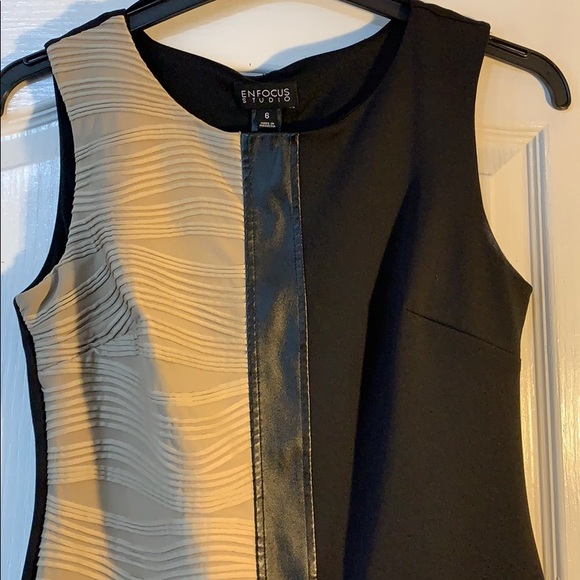 Dress - Picture 3 of 4